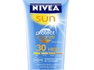 Pleov krm zabraujc pedasnmu strnut s UV filtrem 30, Nivea, 235 korun