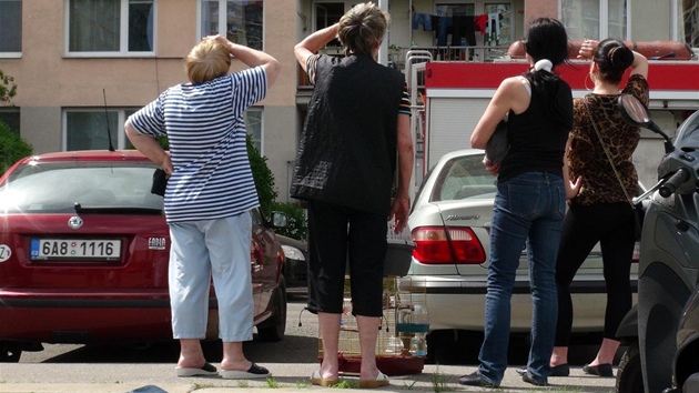 Por bytu v Radomsk ulici v praskch Bohnicch.