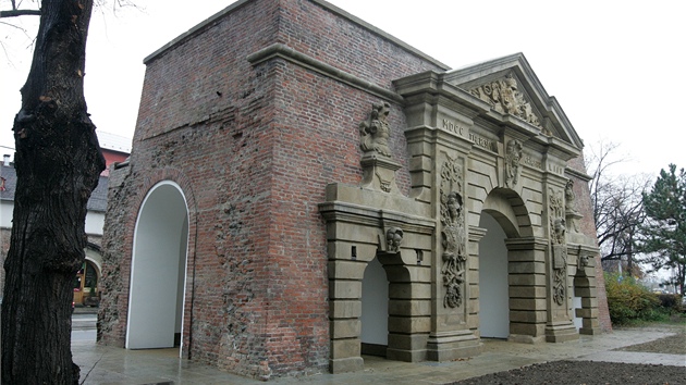 Terezsk brna, cenn pamtka a pozstatek olomouckho baroknho opevnn. Snmek po dokonen rekonstrukce za osm milion korun, kter probhla v roce 2009.