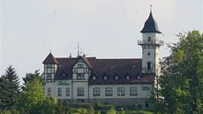 Jablonecká rozhledna Petřín je k mání za 33 milionů. Jablonecká rozhledna Petřín je k mání za 33 milionů.
