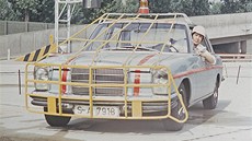 Mercedes-Benz S řady W 114 z šedesátých let, který se používal pro vývoj ABS... Mercedes-Benz S řady W 114 z šedesátých let, který se používal pro vývoj ABS...