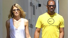 Eddie Murphy a Paige Butcherová (květen 2013) Eddie Murphy a Paige Butcherová (květen 2013)