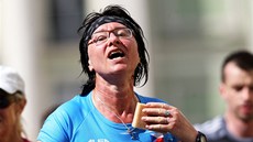 Teplota se během závodu pohybovala kolem šestnácti stupňů, důkladné osvěžení... Teplota se během závodu pohybovala kolem šestnácti stupňů, důkladné osvěžení...