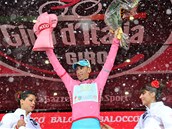 SUVERNN LDR. Italsk cyklista Vincenzo Nibali si pojistil prbn veden na