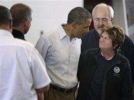 Obama osobn podkoval také lenm záchranných tým a tm, kteí ve...