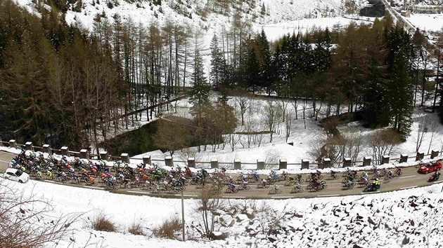 Cyklistick peloton v 15. etap Gira dItalia