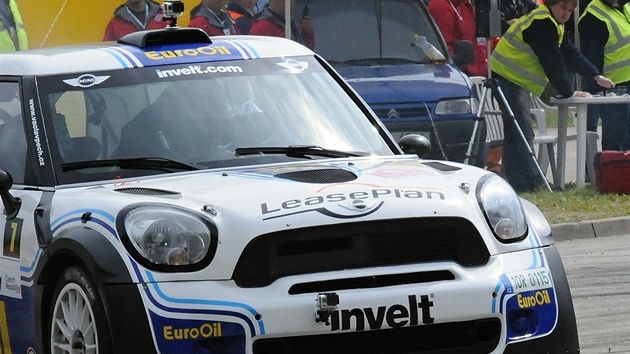 Vclav Pech a Petr Uhel pi Rallye esk Krumlov