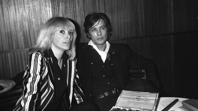 Mireille Darcov a Alain Delon (1980)