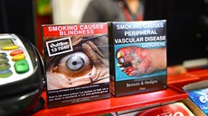 Od 20. května 2016 bude obrazové varování na cigaretových krabičkách povinné i... Od 20. května 2016 bude obrazové varování na cigaretových krabičkách povinné i...