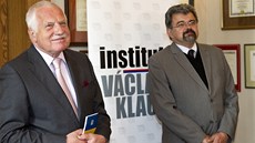 Exprezident Václav Klaus a bývalý hradní kancléř Jiří Weigl při představení Exprezident Václav Klaus a bývalý hradní kancléř Jiří Weigl při představení