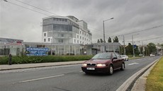 Sedmipodlaní budova na Rokycanské tíd v Plzni dodnes není zkolaudovaná.