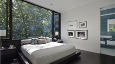 Interiéry domu vznikly ve spolupráci s newyorskými designéry Jesse Carrierem a...