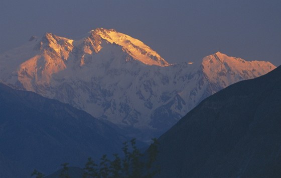 Nanga Parbat je je devátá nejvyí hora svta a druhá nejvyí hora Pákistánu.