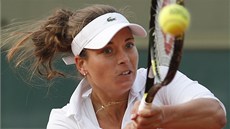 Petra Cetkovská v souboji s italskou tenistkou Robertou Vinciovou. Petra Cetkovská v souboji s italskou tenistkou Robertou Vinciovou.