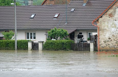 Velká voda trápí Plzeský kraj u od pátku. V Mín na Klatovsku kvli povodni