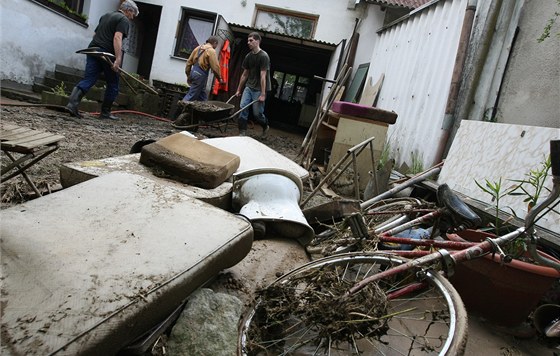 Léto roku 2009 bylo pro obyvatele pibyslavských místních ástí kruté.