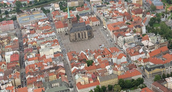 Centrum msta by mlo být co nejklidnjí a mlo by v nm být co nejmén automobilové dopravy, míní primátor Plzn Martin Baxa.