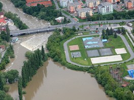 eka Radbuza v Plzni-Doudlevcích u sportovního areálu koda.  