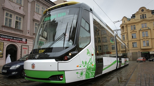 Nová nízkopodlaní tramvaj 26T je nejirí soupravou, jakou koda