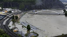 Rozvodnné Labe v Ústí nad Labem (4. ervna 2013) 