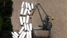 Po rozvodněném Labi odpluly do Německa dva dvanáctitunové kontejnery na Po rozvodněném Labi odpluly do Německa dva dvanáctitunové kontejnery na