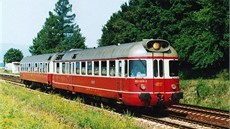 Motorový vůz řady 851, přezdívaný Krokodýl. Motorový vůz řady 851, přezdívaný Krokodýl.