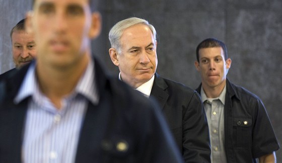 Izraelský premiér Benjamin Netanjahu v nedli nadení íránských voleb mírníl