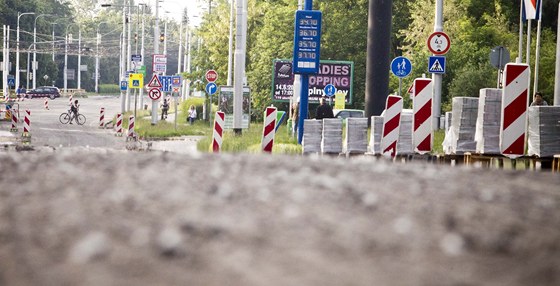 Frekventovaný Wonkv most bude od pondlí znovu úpln uzaven. Foto: Radek