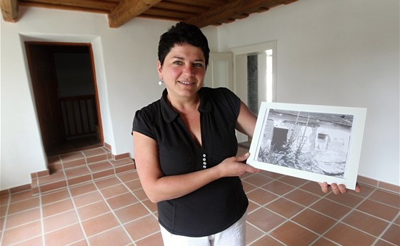 Jitka Bouková na snímku z roku 2012. V tu dobu byla dokonena oprava Kubiova rodného domu.