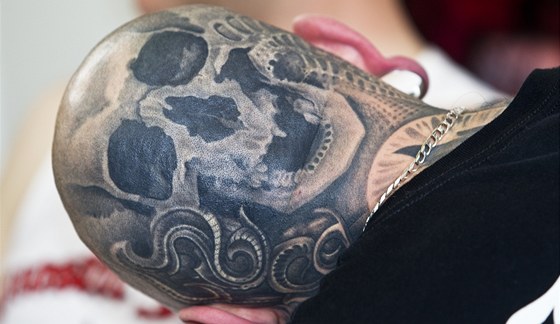 Vojáci Bundeswehru nesmí ukazovat tetování. Ilustraní snímek.