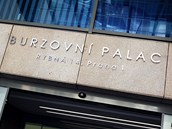 Burzovní palác sídlí v Rybné ulici v centru Prahy. Burzovní palác sídlí v Rybné ulici v centru Prahy.