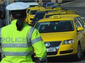 Taxikái se mohou snadno stát obtí trestného inu. (ilustraní foto)