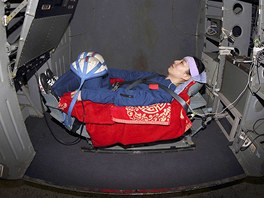 ÍNSKÝ VESMÍR. ínský astronaut Wang Ja-pching se poctiv pipravuje na cestu...