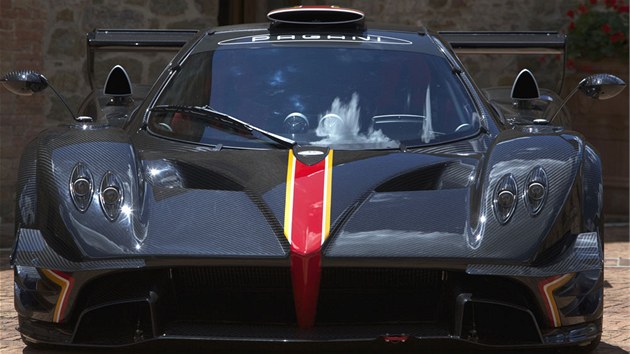 Pagani Zonda Revolucion