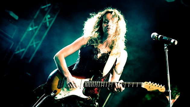 Ana Popovic