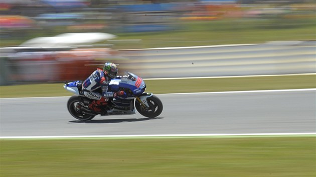 panlsk motocyklista Jorge Lorenzo se t do cle zvodu MotoGP ve Velk cen Katalnska.