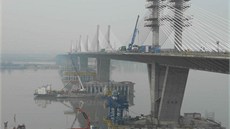 Nový most spojující bulharský Vidin a rumunský Calafat je dlouhý tém dva