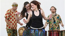 Africký den v Kromíi nabídl tanení skupinu Aneboafro, jarmark s tradiními