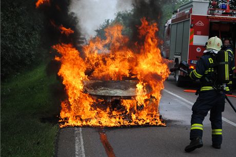 Na dálnici D1 shoelo auto (Ilustraní snímek)