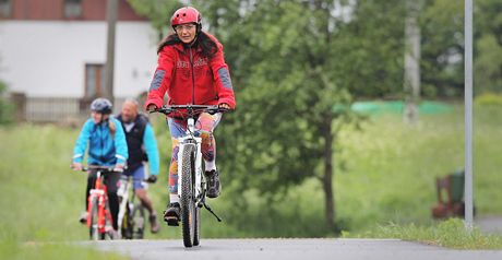 Práv budovaný úsek cykostezky propojí u hotové trasy v Doubravce. Bude také alternativou pro kolae, kteí cestou z Doubravky k Velkému boleveckému rybníku nechtjí lapat kopec na Pecihrádek. Ilustraní snímek