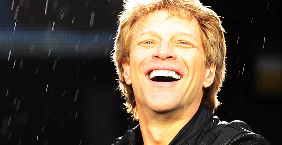 Kapela Bon Jovi vystoupila po dvaceti letech v Praze. (Eden, 24. ervna 2013)