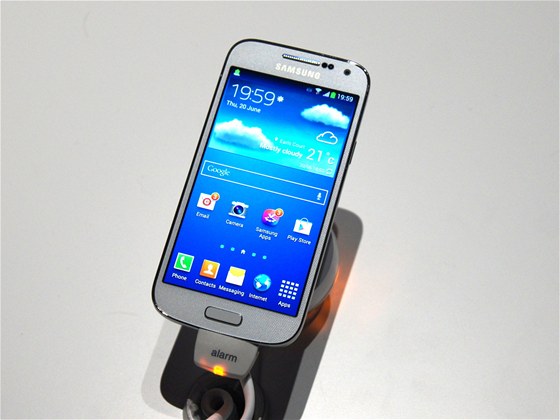 Samsung Galaxy S4 mini na premiée v Londýn