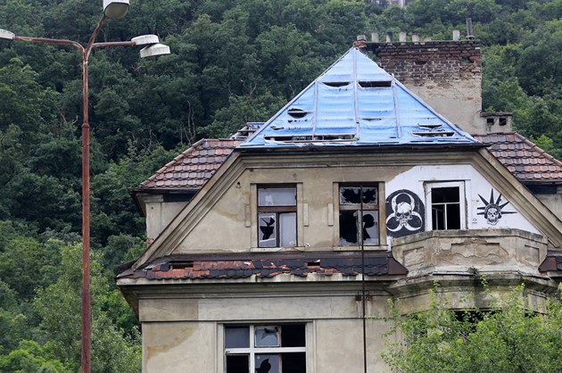 Bývalý squat Milada zůstává už čtyři roky opuštěný (26. června 2013) Bývalý squat Milada zůstává už čtyři roky opuštěný (26. června 2013)