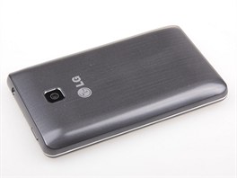 Pohled na LG Optimus L3 II