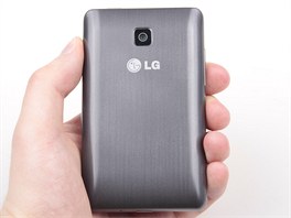 Pohled na LG Optimus L3 II