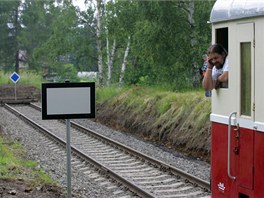 Slavnostní otevení obnovené ásti eleznice v Horním Slavkov.