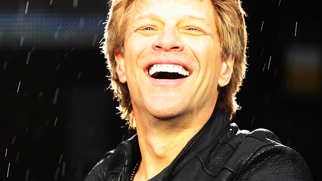 Kapela Bon Jovi vystoupila po dvaceti letech v Praze. (Eden, 24. ervna 2013)