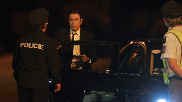 John Travolta piletl v ptek brzy rno do Karlovch Var. 
