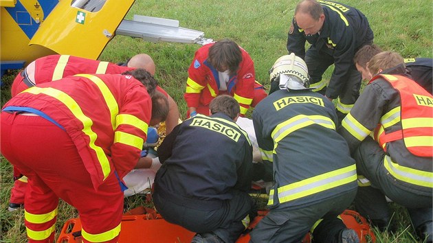 Tce zrannho idie museli na mst resuscitovat zchrani, do ostravsk nemocnice jej transportoval vrtulnk.