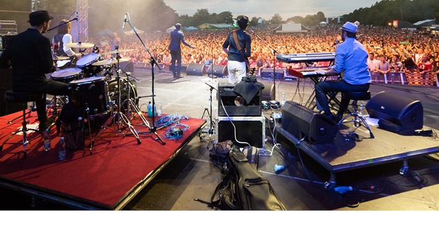 Zpvk Aloe Blacc zazpval 22. ervna na destm ronku festivalu United Islands na prask Ladronce. 